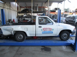 1994 TOYOTA TRUCK WHITE STD CAB 2.4L MT 2WD Z15036